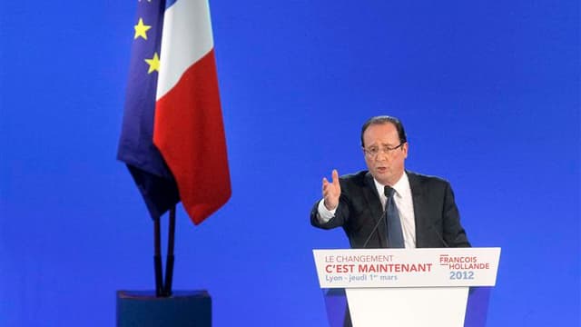 "Mon projet, c'est la France réconciliée", a déclaré jeudi François Hollande en meeting à Lyon, au terme d'une journée marquée par des incidents contre Nicolas Sarkozy à Bayonne auxquels le candidat socialiste a fait une légère allusion. /Photo prise 1er