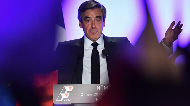 François Fillon lors de son meeting à Nîmes.