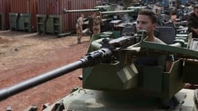 Une colonne d'une quarantaine de blindés français de la force Licorne, basée à Abidjan est arrivée à Bamako.