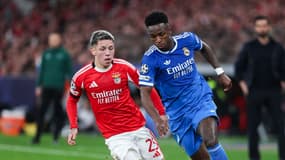 Gianluca Prestianni et Vinicius Jr lors du match Benfica-Real Madrid en Ligue des champions, le 17 février 2026
