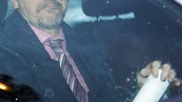 Johan Vande Lanotte (photo) a mis fin jeudi à sa "mission de conciliation" entre les formations politiques de Belgique, qui ne parviennent pas à s'entendre sur la formation d'un gouvernement. La Belgique est privée de gouvernement depuis 207 jours et elle