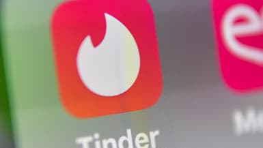 A l'origine de l'application, qui est encore en version test, des anciens employés de Tinder, qui préfèrent rester anonymes.