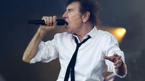 Le chanteur Alain Souchon aux Vieilles Charrues en juillet 2016.