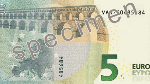 Des faux billets de cinq euros utilisés dans des commerces en
