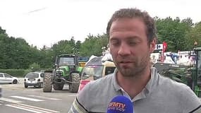 Les agriculteurs perturbent la caravane du Tour
