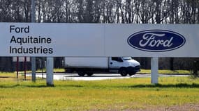 Aux termes du PSE, entre 300 et 400 salariés de l'usine Ford de Blanquefort (Gironde) selon des sources syndicales, pourraient être éligibles à la pré-retraite.