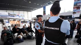 Des gendarmes dans l'aéroport de Montpellier en 2015 (photo d'illustration)