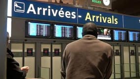 Aéroport de Roissy: maintien en rétention de deux fillettes pendant plusieurs jours
