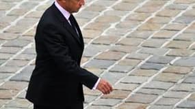 Selon un sondage Viavoice pour Libération, l'impopularité de Nicolas Sarkozy fait un bond en juin, seuls 34% des Français déclarant avoir une opinion positive du chef de l'Etat (-4 points) contre 64% (+5 points) d'opinions négatives. /Photo prise le 27 ma