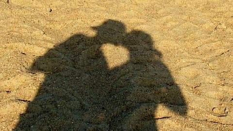 S'embrasser pendant 10 secondes revient à s'échanger 80 millions de bactéries. Mais c'est bon pour la santé.