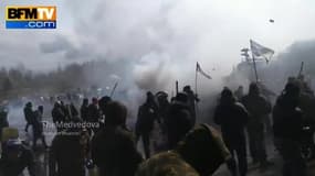 Impressionnant exercice anti-émeute en Russie 