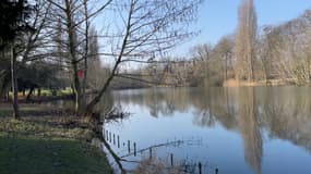 La manifestation s'est déroulée trois semaines avant la réouverture de la pêche. 