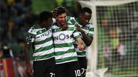 Jovane Cabral (à droite) plairait à la Ligue 1