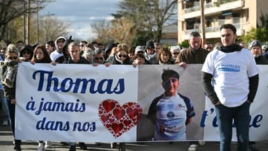 Photographie de la "Marche Blanche" en hommage à Thomas, décédé le 19 novembre 2023 lors d'un bal du village. Le 22 novembre 2023, à Crépol. 