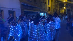 Les rues de Veynes se sont illuminées ce samedi 20 juillet pour le 13e Festi corso.