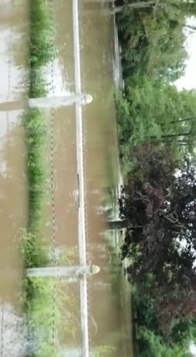 Fortes inondations à Notre-Dame-du-Hamel (Eure) - Témoins BFMTV