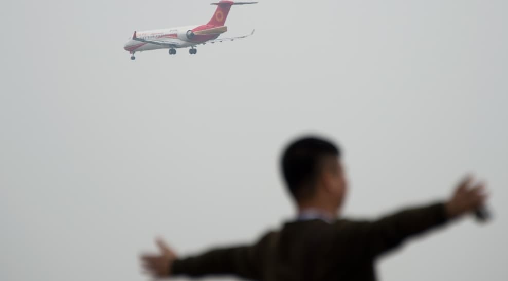 Https Www Bfmtv Com Politique Voeux De Francois Hollande Twitter Raille Son Bureau Vide An 201412310014 Html 2014 12 31t20 54 10 000z Https Images Bfmtv Com Tpfj3tpg8ojbyq0okg16q3x9uyg 0x0 1024x576 Images 72165 Jpg Francois