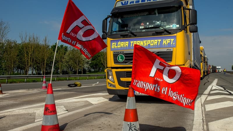 FO Transports et Logistique s'aligne sur le 5 décembre, date choisie la semaine dernière pour une grève reconductible par cinq syndicats de la RATP (Unsa, CFE-CGC, SUD, FO et Solidaires), déjà rejoints mardi par SUD-Rail, troisième syndicat de la SNCF.