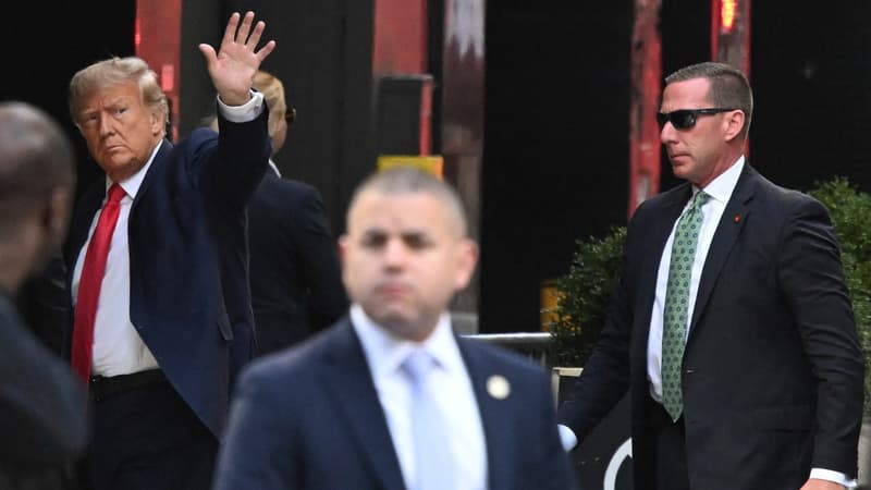 EN DIRECT - Trump inculpé: l'ancien président attendu à New York pour une comparution historique