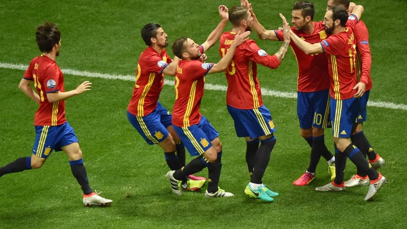 Les joueurs de l'Espagne autour d'Alvaro Morata