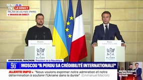 Emmanuel Macron: "La mort de M. Navalny dit la faiblesse du Kremlin"
