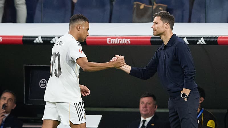 "C'était court mais c'était un plaisir": le message de Mbappé pour Xabi Alonso après son départ du Real Madrid