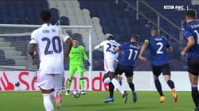 La faute de Freuler sur Mendy