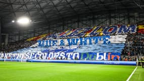 Tifo des supporteurs de l'OM avant la demi-finale aller de Ligue Europa contre l'Atalanta Bergame (1-1), le 2 mai 2024