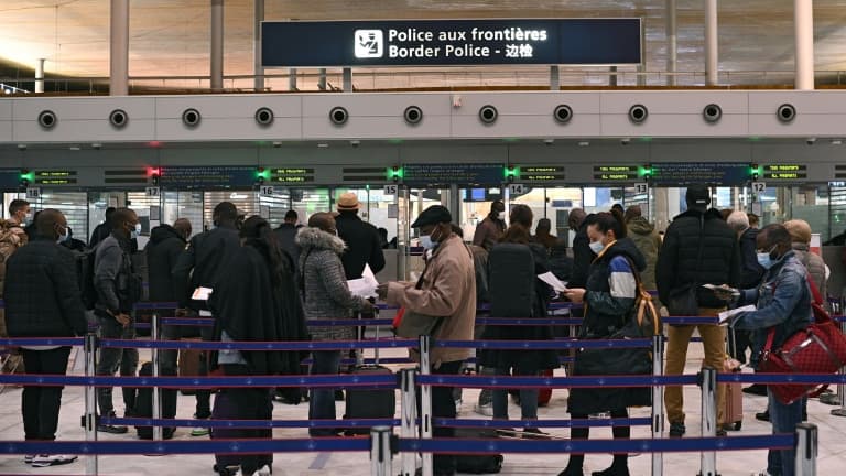 Warum man auf französischen Flughäfen Geduld haben muss