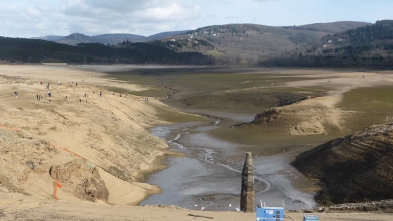 Haute-Garonne: un mystérieux obélisque réapparaît avec la sécheresse du lac Saint-Ferréol