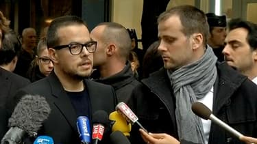 Nioclas Demorand (lunettes), directeur de publication de "Libération", peu après la fusillade dans le hall du journal.
