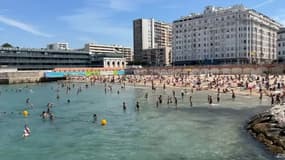La plage des Catalans.