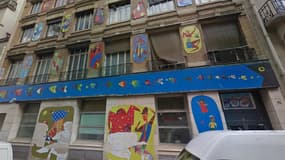 La façade du 2, rue de Valenciennes, dans le Xe arrondissement de Paris