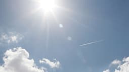 Des éclaircies et le soleil. Photo d'illustration