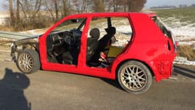 Cet automobiliste a commis pas moins de 7 infractions, alors qu'il roulait dans sa voiture désossée.