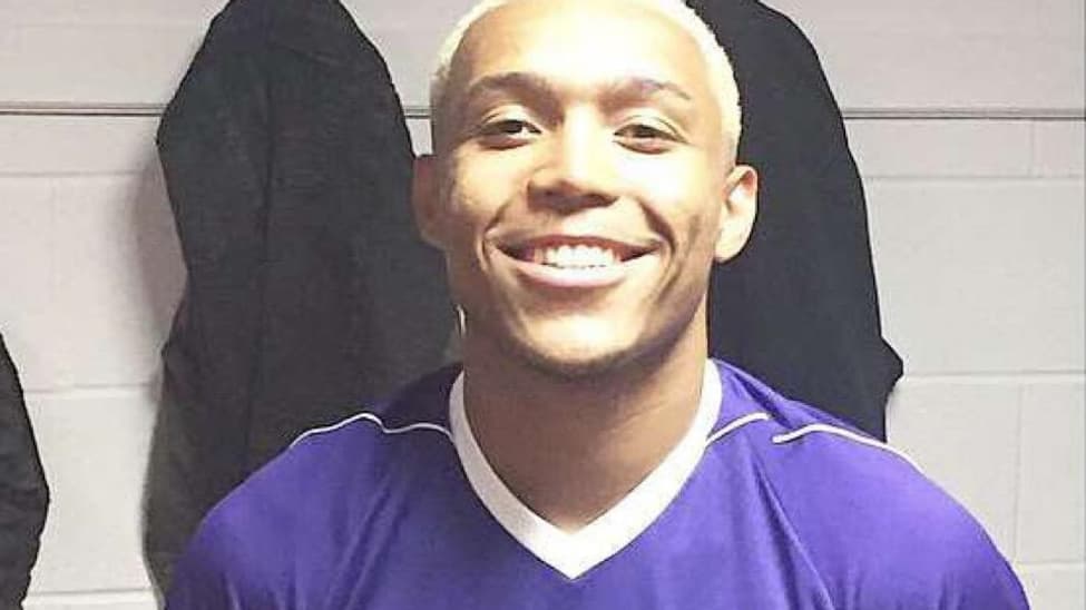Le chanteur Youka lors de son passage à Sheffield United
