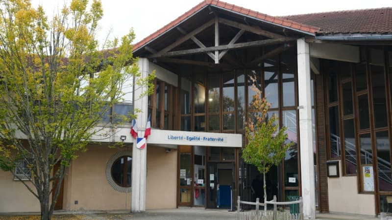 Le collège de Conflans-Sainte-Honorine renommé collège Samuel Paty ce vendredi