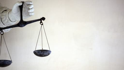 Les cinq hommes, qui comparaissaient pour agression sexuelle et de complicité d'agression sexuelle sur une personne vulnérable commise en réunion, ont tous été relaxés
