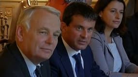 Jean-Marc Ayrault, Manuel Valls et Cécile Duflot, ensemble à Marseille, mardi 20 août.