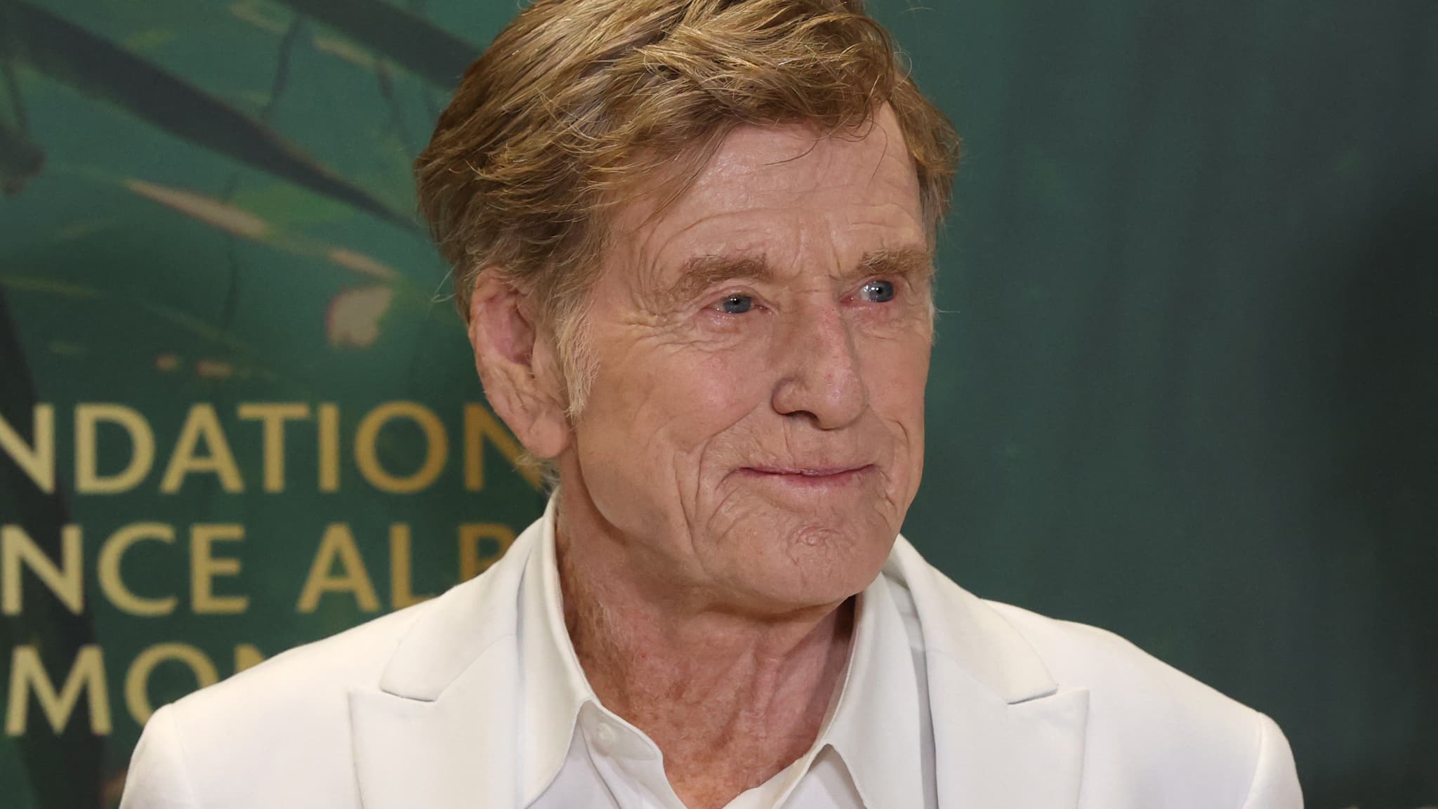 "UN GÉNIE NOUS A QUITTÉS": LE MONDE DU CINÉMA REND HOMMAGE À ROBERT REDFORD, MORT À L'ÂGE DE 89 ANS