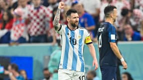 Lionel Messi célèbre un but contre la Croatie lors du Mondial 2022