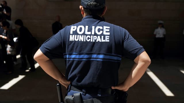 Des policiers ont été caillassés à deux reprises en portant secours à deux personnes dans un quartier sensible (illustration).