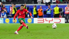 Le penalty de Cristiano Ronaldo arrêté par Jan Oblak lors de Portugal-Slovénie (0-0, 3 t.a.b. 0, Euro), le 1er juillet 2024