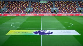 Un logo de la Premier League sur un terrain, illustration