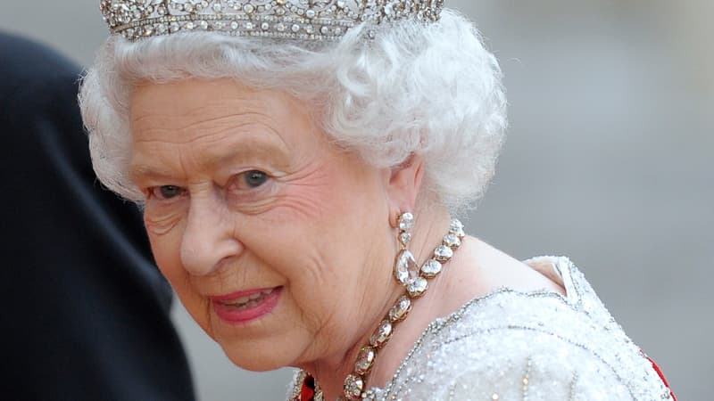 Dernier jour de visite d'Etat pour la reine Elizabeth II à Paris, samedi 7 juin.