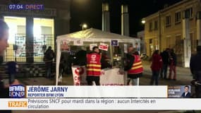 Grève: les professions de santé se mobilisent à Lyon contre la réforme des retraites