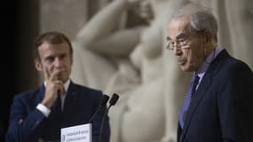 L'ancien ministre français de la Justice Robert Badinter prononçant un discours à côté du président français Emmanuel Macron, lors de la commémoration du 40e anniversaire de l'abolition de la peine de mort au Panthéon, à Paris, le 9 octobre 2021.