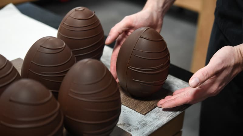 Menaces sur les oeufs de Pâques: les cours record du cacao font grimper les prix du chocolat