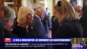 Le roi Charles III reçoit la Première ministre britannique Liz Truss et les membres du gouvernement