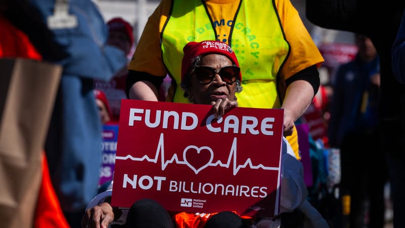 "Plus que le double": la croisade de Donald Trump contre "l'Obamacare" fait exploser le coût des assurances santé aux États-Unis